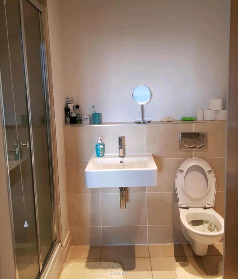 City Views Apartment Белфаст Екстериор снимка