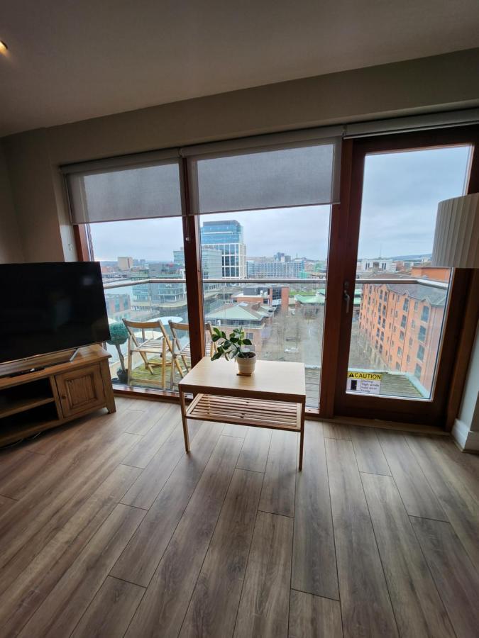 City Views Apartment Белфаст Екстериор снимка