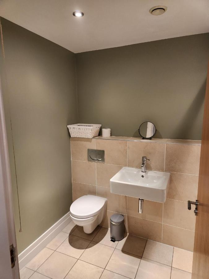 City Views Apartment Белфаст Екстериор снимка